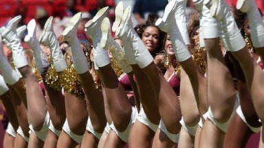 Widowisko zbyt erotyczne?