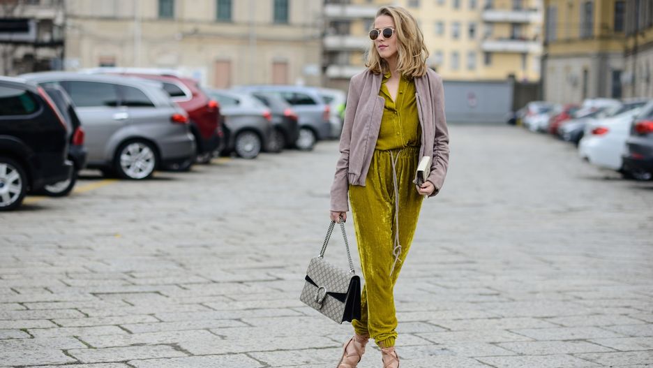 Jessica Mercedes w ulicznej stylizacji