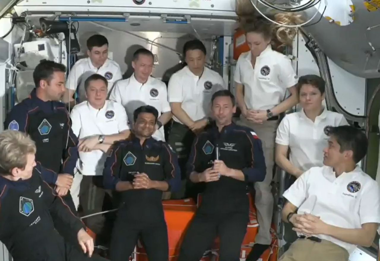 Polak został 635. astronautą w kosmosie. Zwrócił się do rodaków