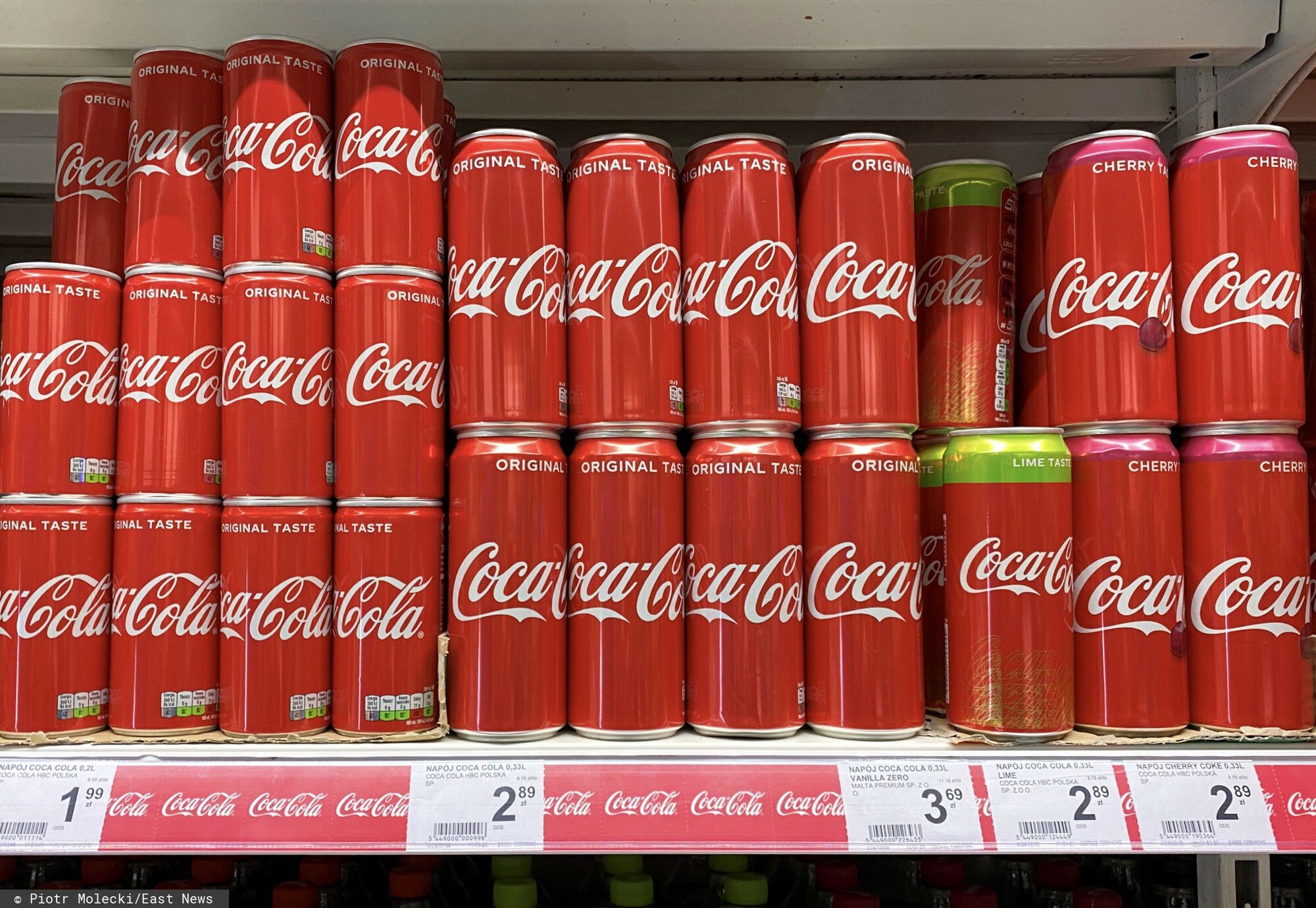 Chińska chemiczka skazana na 14 lat za kradzież tajemnic Coca-Coli Musi także oddać koncernowi setki tysięcy