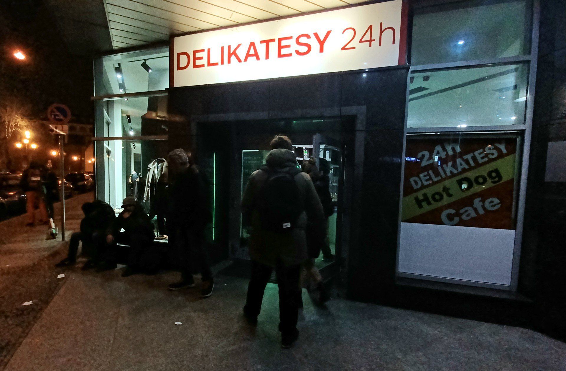 Sklep z alkoholem 24h