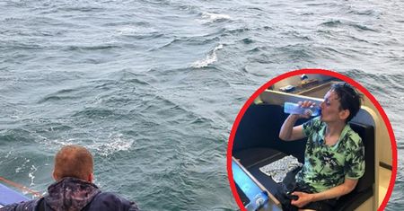 Szok rybaków. Dostrzegli go uczepionego boi na środku La Manche