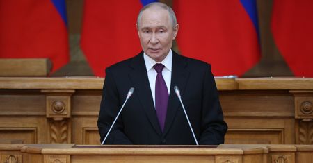 Media: Putin wierzy w zajęcie Donbasu. Podano termin