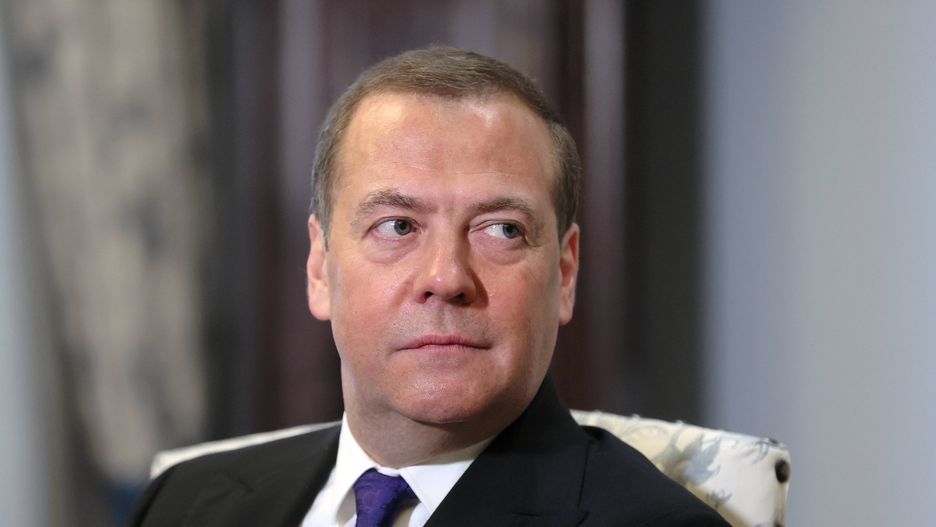 Miedwiediew prowokuje. "Ukamienowany, krwawy klaun"