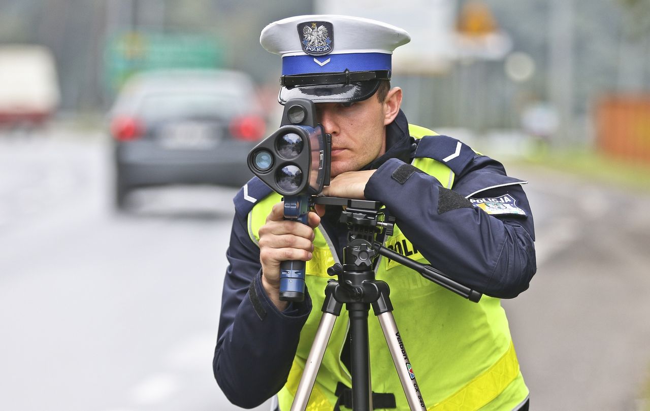 Policja rozpoczęła świąteczną akcję na drogach. W ich rękach jest tez nowy sprzęt