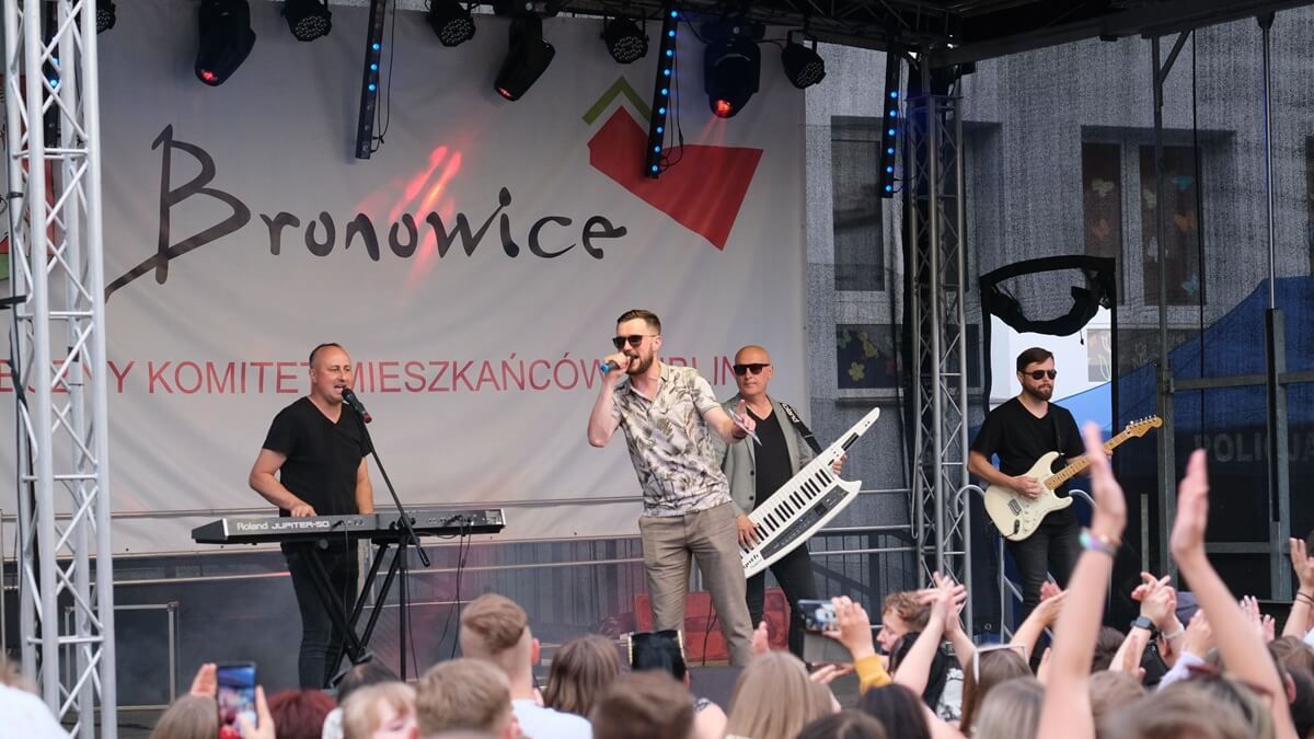 Koncert zespołu Defis na Lubelskich Bronowickich Kulturaliach