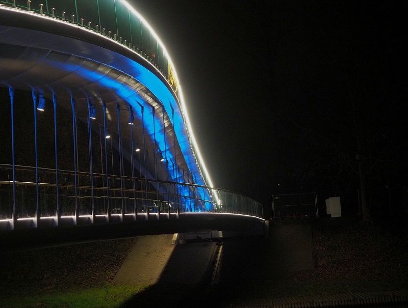 kładka bystrzyca park ludowy
