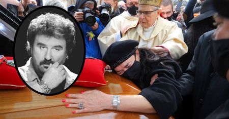 Morze łez na pogrzebie Krzysztofa Krawczyka. Wzruszający gest żony