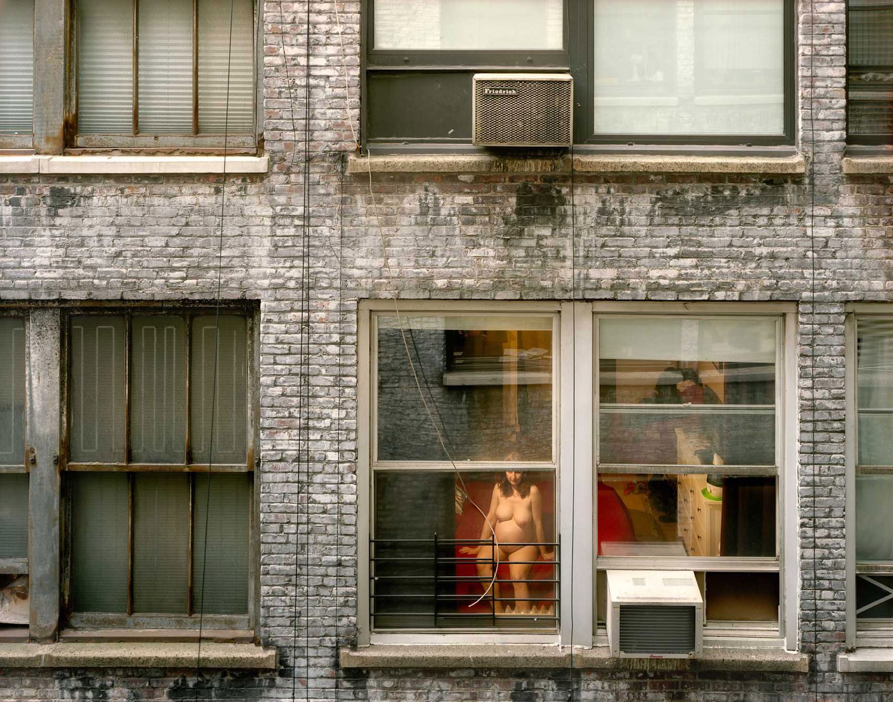 Out My Window - jak pięknie podglądać przez okno 15