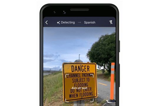 Google aktualizuje funkcję tłumaczenia obrazów. Większa baza języków i możliwości ich wykrywania