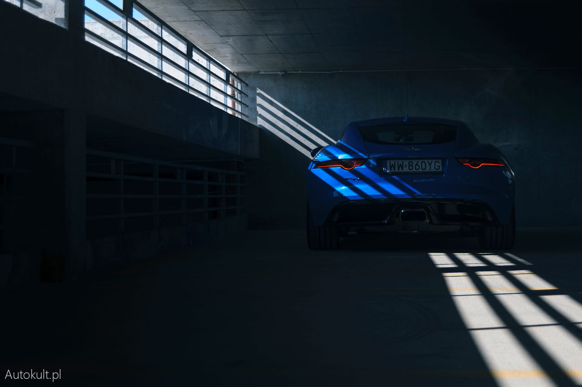Jaguar F-Type P300