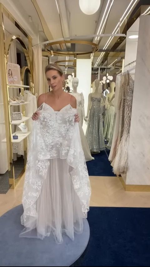 Izabela Janachowska zdradza, ile kosztuje najdroższa suknia w jej salonie