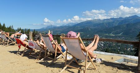 Nowa atrakcja w Zakopanem. Plaża na szczycie Gubałówki