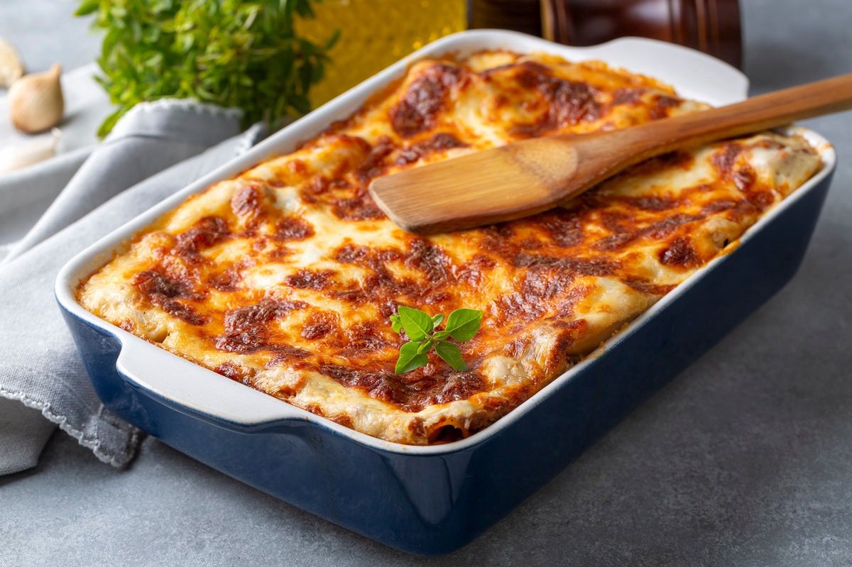 Three-ingredient express lasagna. Quick, and enough for the whole family.