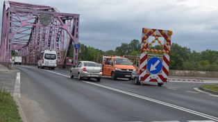 Dopiero dziś drogowcy dokończą remont między mostami w Głogowie. Wieczorem znowu będą utrudnienia