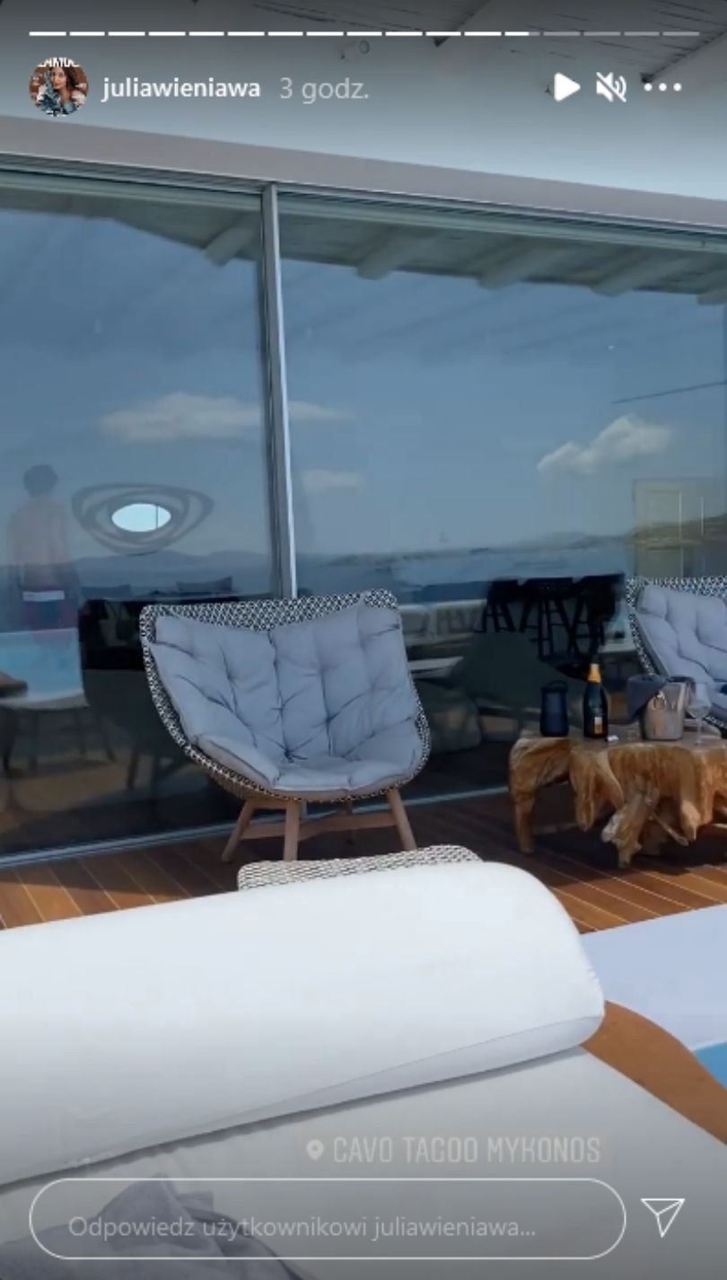 Julia Wieniawa relacjonuje pierwszy dzień wakacji na Mykonos