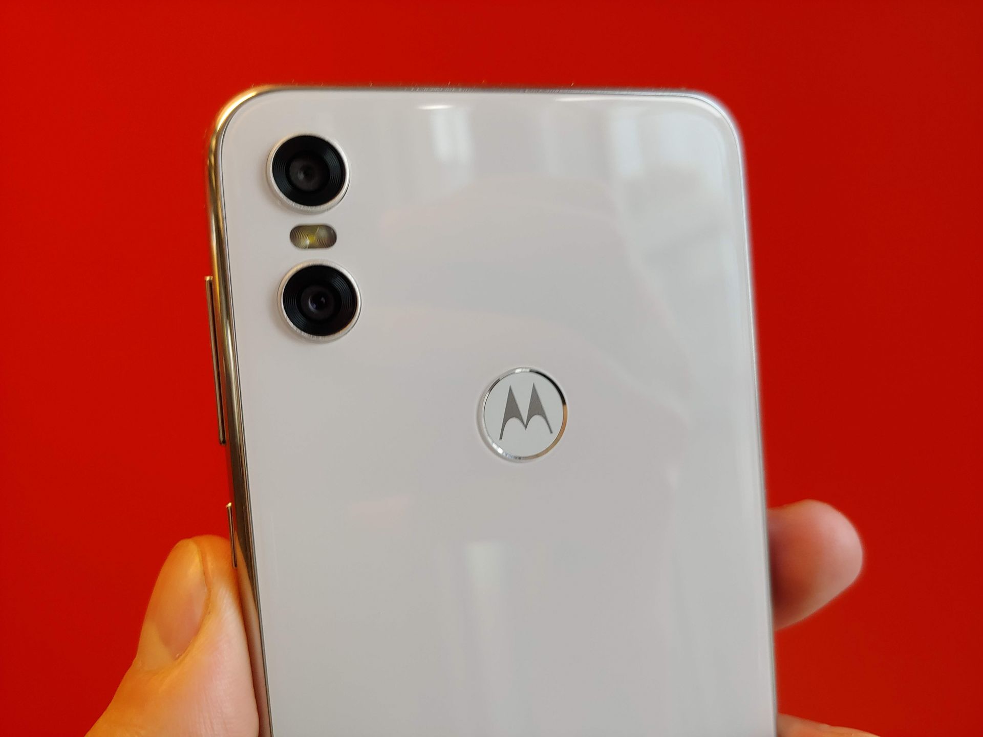Motorola One. Jest śliczna, tania i zaskakująco mocna. Pierwsze wrażenia 2
