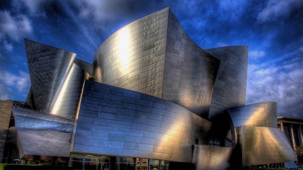 Futurystyczna wizja polskiej gazety z 1926 roku. Jak miał wyglądać rok 2000? 1