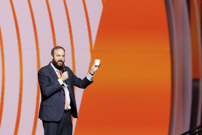 Key Speakers At The Bitcoin 2024 Conference
David Bailey, co-founder and chief executive officer of BTC Inc., speaks at the Bitcoin 2024 conference in Nashville, Tennessee, US, on Saturday, July 27, 2024. Former US President Donald Trump said he would fire the Securities and Exchange Commission chair and pick crypto-friendly regulators if he returns to the White House in a bid to court virtual currency enthusiasts and harness the industry's growing influence in the political arena. Photographer: Brett Carlsen/Bloomberg via Getty Images
Bloomberg
crypto currencies, crypto-currency, north american, cryptography, crypto, united states of america, summit, digital currencies, u.s., conference, digital currency markets, cryptocurrencies, virtual money, american, u.s.a., speakers, electronic money, us, industries, digitial money, money, americas, electronic currency, forum, finance, financial, business news