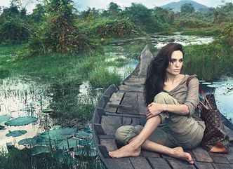 Angelina Jolie w kampanii Louis Vuitton! (FOTO)