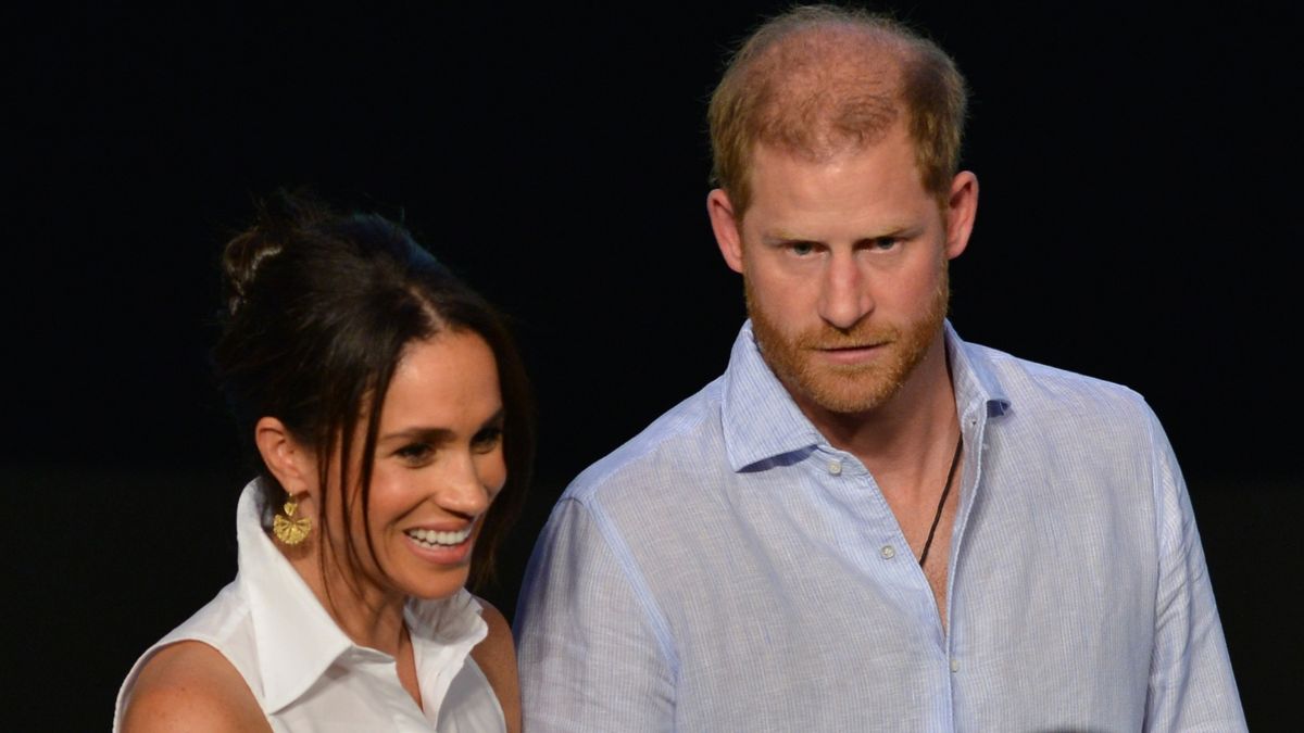 Książę Harry i Meghan Markle wylądowali w Wielkiej Brytanii 
