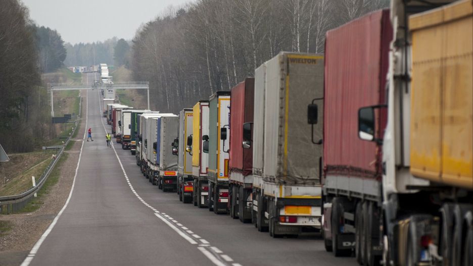 Ruch na granicy z Białorusią wznowiony. Tworzą się kolejki