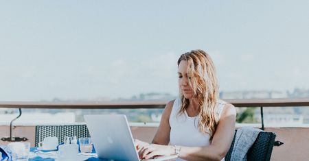 Życie freelancera to wieczny urlop? Na ogół jest wręcz przeciwnie