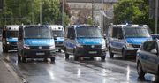 Ile zarabiają policjanci rozpoczynający karierę w mundurze? Jakie dodatki im przysługują? Sprawdź!