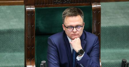 Hołownia wyrzucił z Sejmu "zamrażarkę". Jakie projekty schowało PiS?