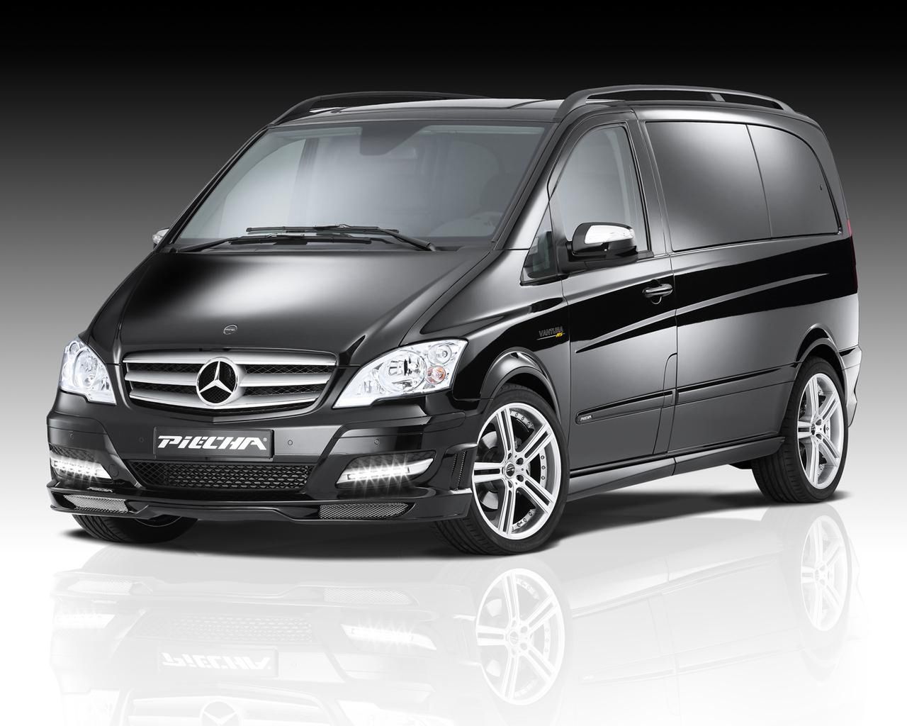 Mercedes Viano od JMS i Piecha Design