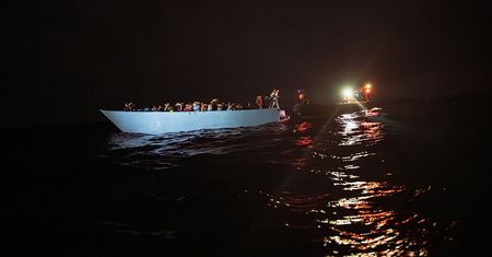 Akcje ratunkowe u wybrzeży Hiszpanii. Zaginęło niemal 30 migrantów