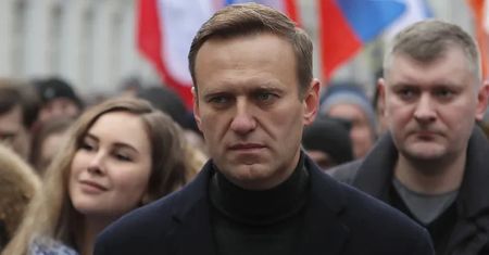 Aleksiej Nawalny. Kolejny trop w sprawie głośnego otrucia. Putin odpowiada