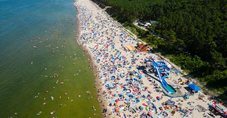 Tragedia na plaży w Stegnie. Plażowicze ruszyli na pomoc