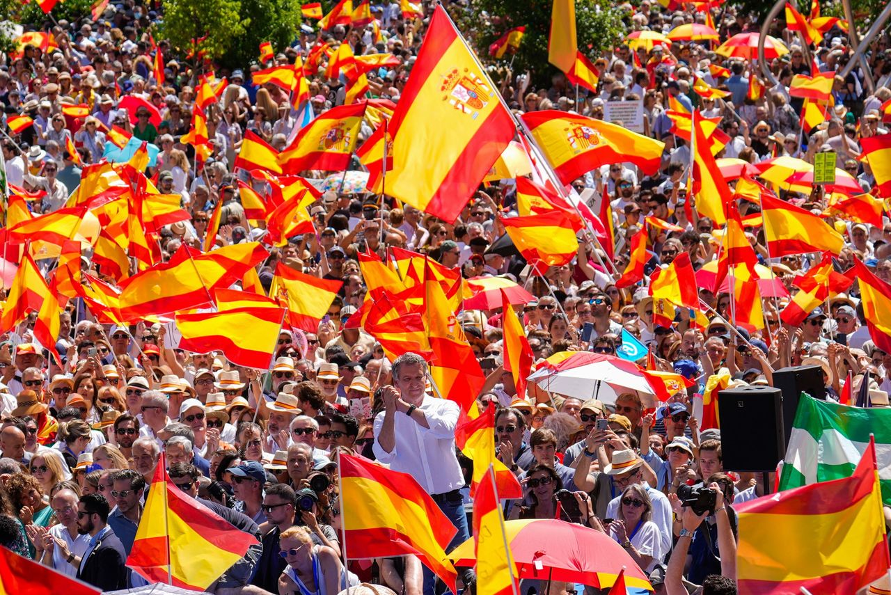 Anti-government protests in Madrid emerge amid corruption scandal