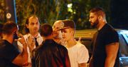 Bieber WEZWAŁ POLICJĘ, bo... fan robił mu zdjęcia!