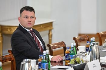 Mentzen o wpisie z Tuskiem: Mogę robić z niego rudego Niemca