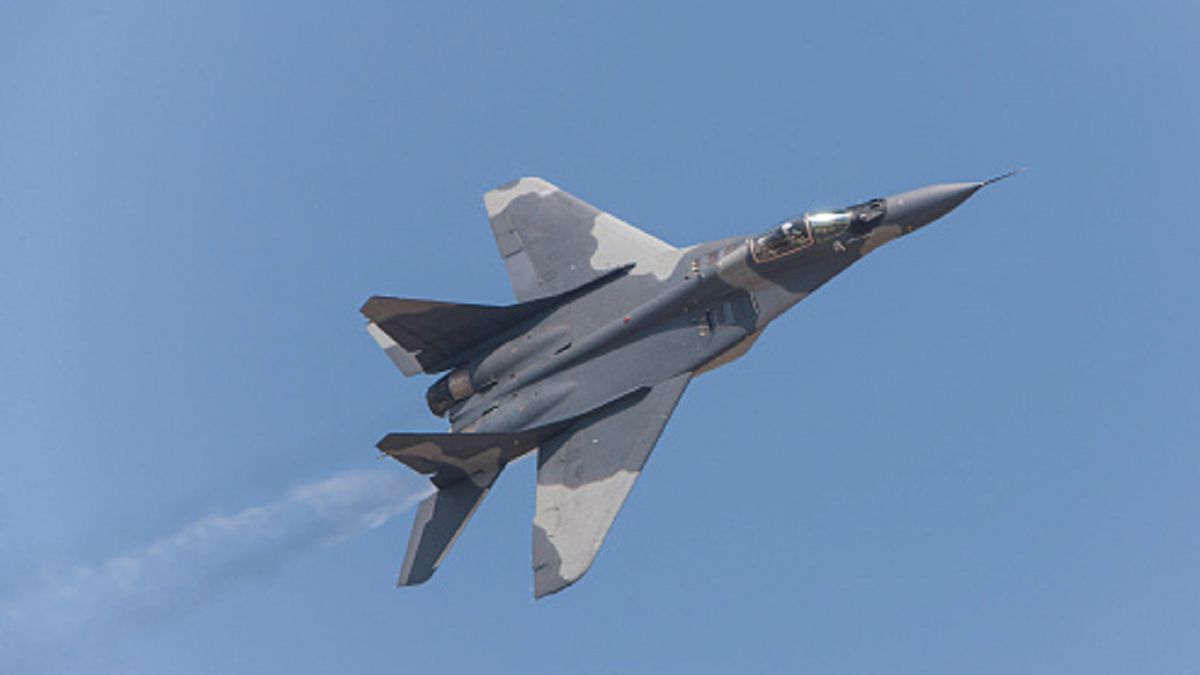 Mig-15, którym transportowane są pociski.