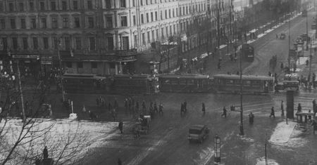 Warszawa. Zielone Aleje Jerozolimskie dla pieszych, dla kierowców jeden pas. Ratusz ogłasza rewolucję