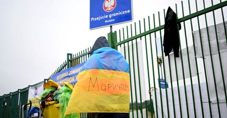 To Polacy sądzą o Ukraińcach. Wyniki najnowszego badania zaskakują
