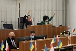 Senat przyjął ustawę o pomocy obywatelom Ukrainy