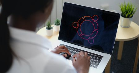 Canonical wydaje aktualizację jądra Ubuntu. Załatano osiem luk