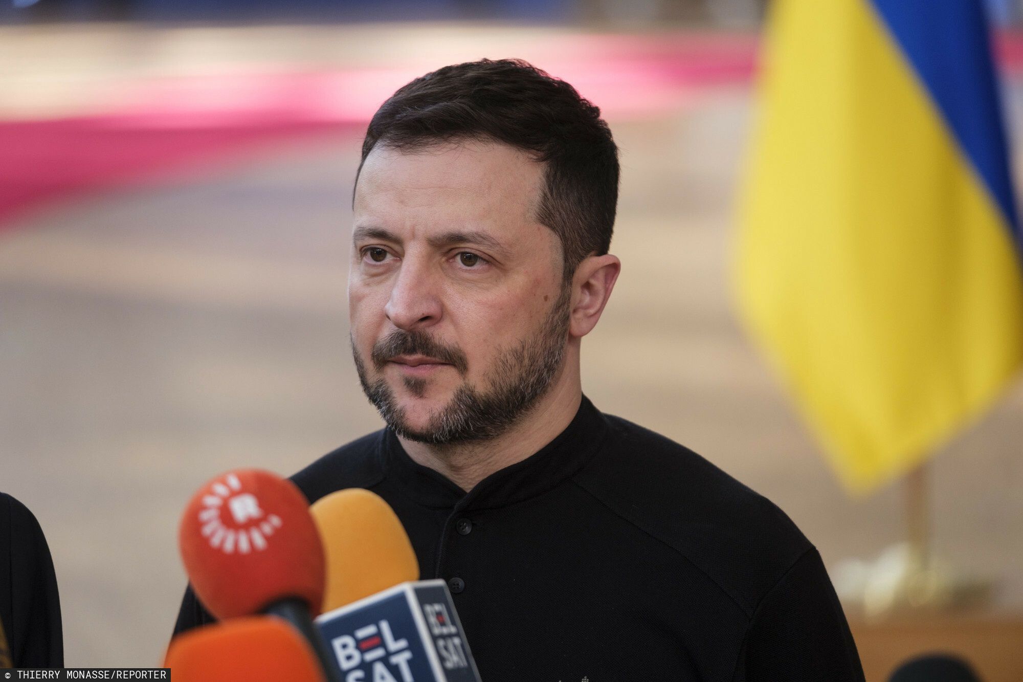 Wizyta prezydenta Ze?enskiego na szczycie Unii Europejskiej
President of Ukraine Volodymyr Zelenskyy is  talking to media prior the start of an EU Summit in the Europea building on March 6, 2025 in Brussels, Belgium. European Council President Antonio Costa hosts a special EU summit dedicated to "European defence and Ukraine". Fot: Thierry Monasse/REPORTER
Thierry Monasse