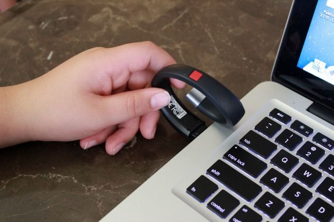 Fan kupi wszystko: Gameband, czyli bransoletka do Minecrafta. Wearables wchodzą do świata gier 3