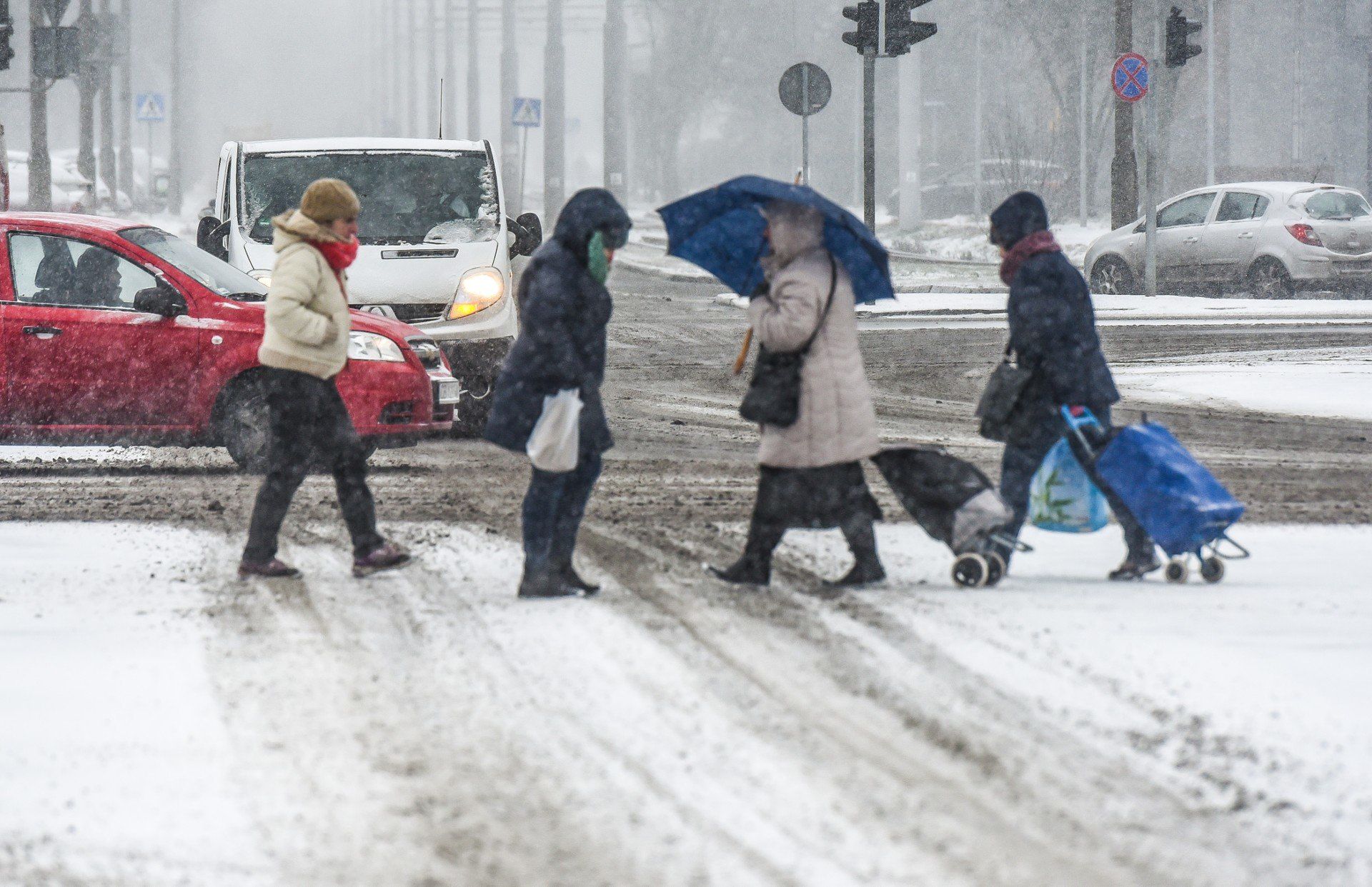 Według najnowszych prognoz IMGW, opady mają pojawić się w naszym regionie we wtorkowy wieczór lub w nocy z wtorku na środę.