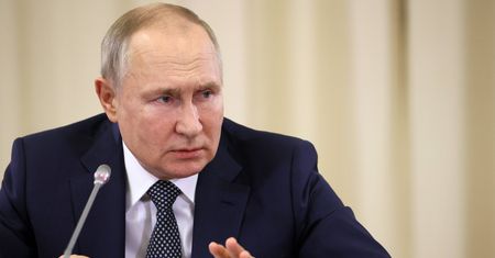"Panicznie się boi". Ekspert o doniesieniach ws. Putina