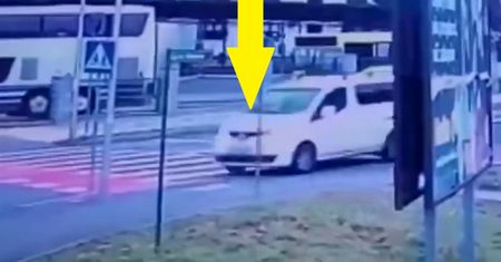 Kobieta zasłabła za kółkiem. Policja opublikowała nagranie z monitoringu