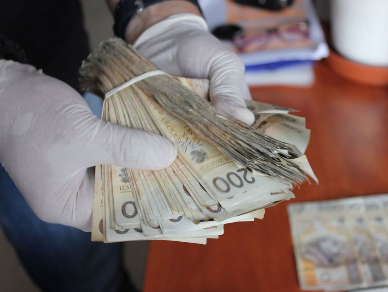 Lublin: 68-latek oszukany na inwestycję w kryptowaluty. Stracił blisko 300 tysięcy złotych