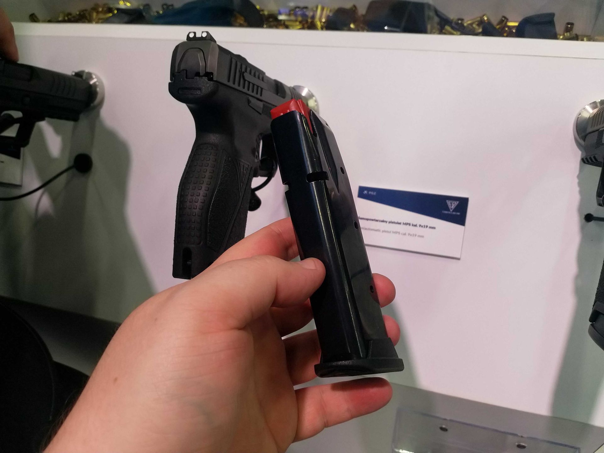 Nowy pistolet Fabryki Broni MPS korzysta z dedykowanych magazynków.