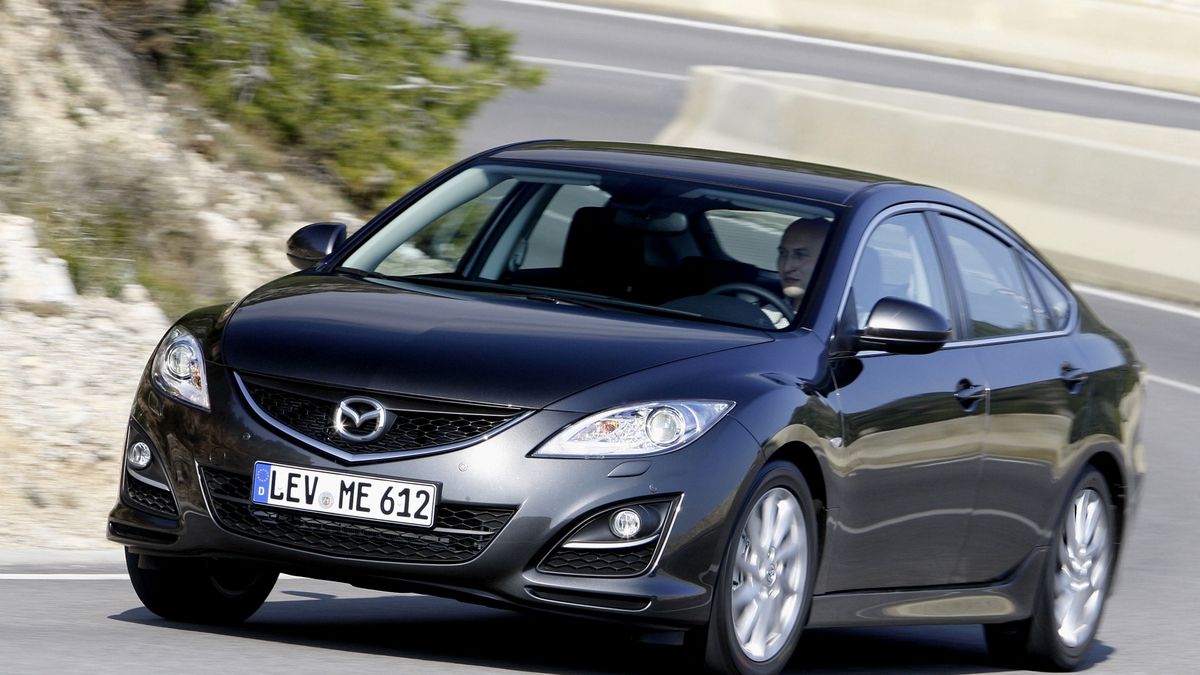 Sportowa stylistyka Mazdy 6 oddaje jej rzeczywisty charakter.