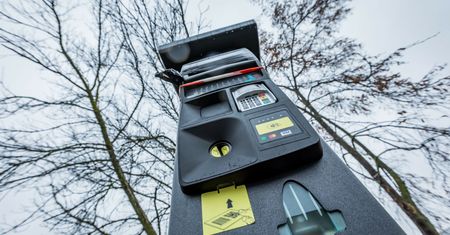 Kradli z parkometrów. Łączna kwota może przyprawić o ból głowy